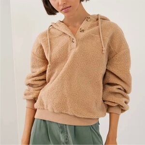 Current Air x Anthropologie Callan Sherpa Teddy  Hoodie in Camel